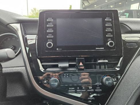 Used 2023 Toyota Camry LE image 27