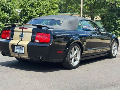 Used 2005 Ford Mustang GT RWD image 6