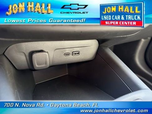 Used 2025 Chevrolet Trax LS w/ Driver Confidence Package image 21