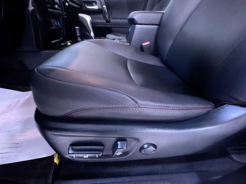 Used 2024 Toyota 4Runner TRD Off-Road Premium w/ Off Road Premium Plus Package image 13