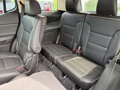 Used 2022 GMC Acadia Denali w/ Trailering Package AWD/4WD image 23