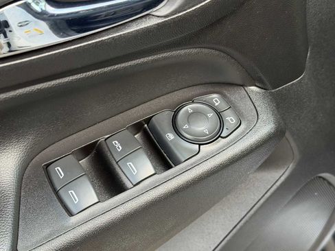 Used 2019 Chevrolet Equinox LT AWD/4WD image 15