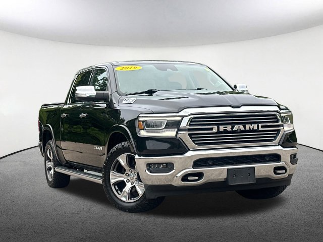 Used 2019 RAM 1500 Laramie AWD/4WD image 2
