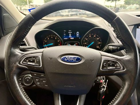 Used 2018 Ford Escape SEL FWD image 16