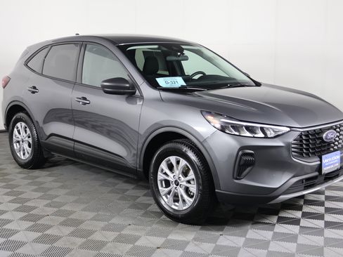 Used 2025 Ford Escape Active image 4
