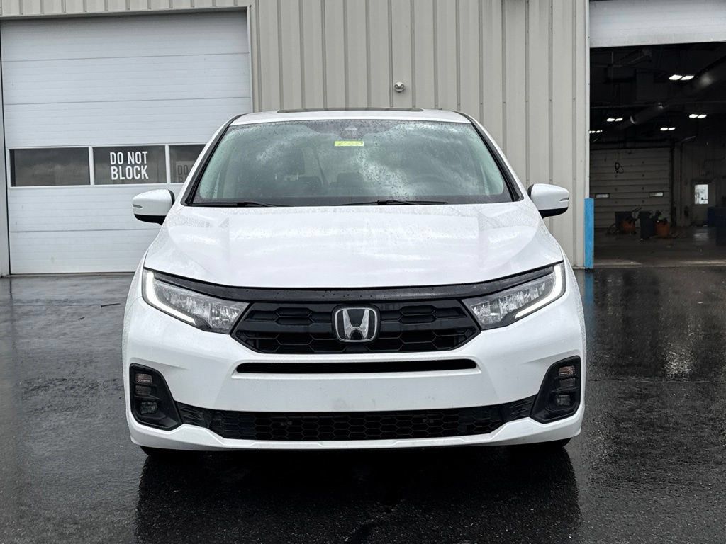 Certified 2026 Honda Odyssey EX-L image 2