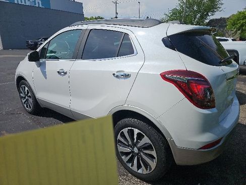 Used 2021 Buick Encore Preferred w/ Safety Package AWD/4WD image 3