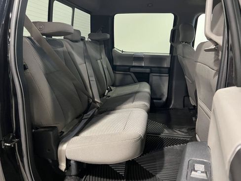 Used 2017 Ford F150 XLT w/ Equipment Group 302A Luxury AWD/4WD image 31