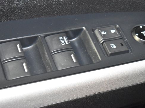 Used 2014 Honda CR-V EX-L image 33