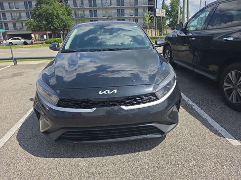 Used 2024 Kia Forte LXS FWD image 6