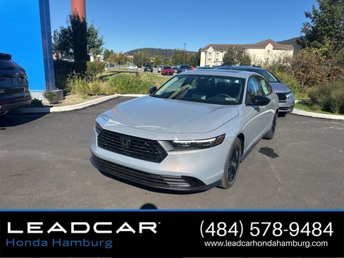 New 2025 Honda Accord SE image 1
