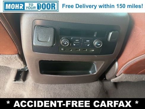 Used 2020 Chevrolet Suburban Premier AWD/4WD image 35