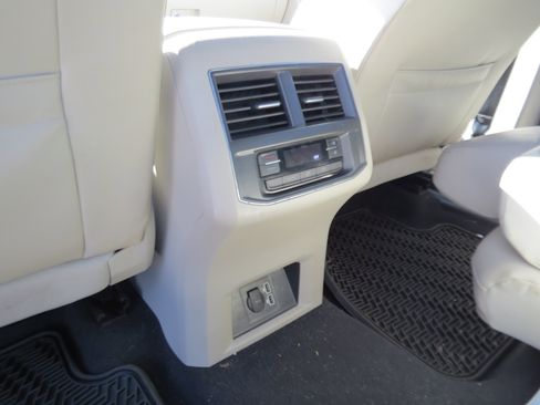 Used 2019 Volkswagen Atlas SE image 14