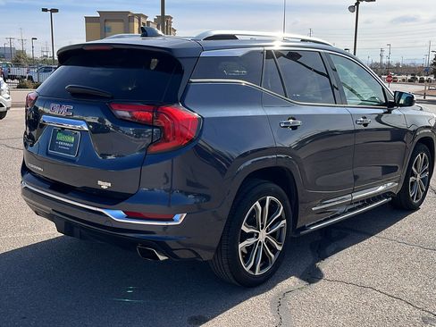 Used 2018 GMC Terrain Denali w/ Advanced Safety Package image 8