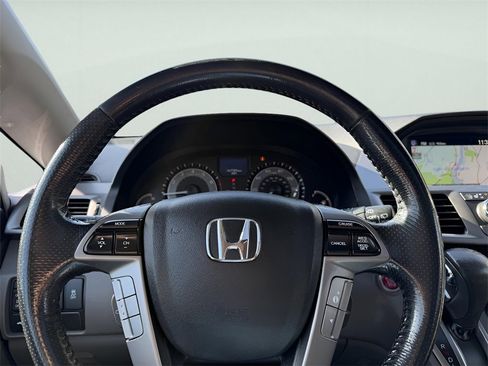 Used 2016 Honda Odyssey Touring image 16