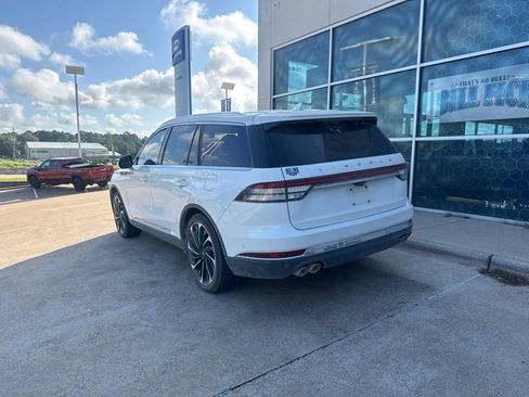 Used 2020 Lincoln Aviator Reserve w/ Equipment Group 201A RWD image 5