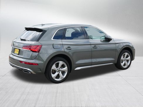 Used 2023 Audi Q5 2.0T Premium Plus w/ Premium Plus Package AWD/4WD image 7