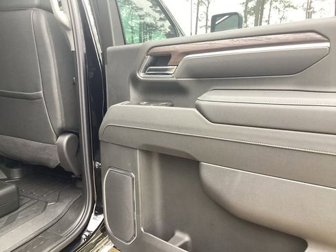 New 2026 GMC Sierra 2500 SLT w/ SLT Premium Package AWD/4WD image 24