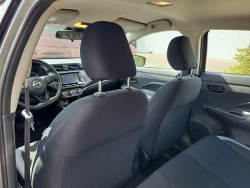 Used 2025 Nissan Versa S w/ Trunk Package image 7