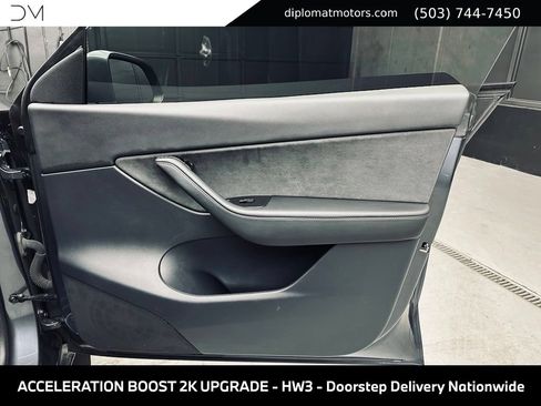 Used 2020 Tesla Model Y Long Range AWD/4WD image 27