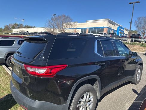 Used 2019 Chevrolet Traverse LT image 4