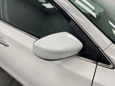 Used 2016 Nissan Sentra S image 15