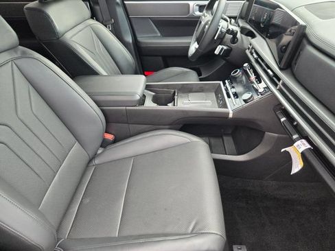 Used 2026 Hyundai Santa Fe SEL w/ Tow & Go Package FWD image 13