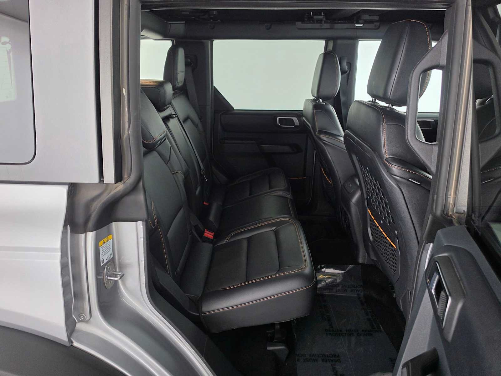Used 2024 Ford Bronco Badlands AWD/4WD image 13