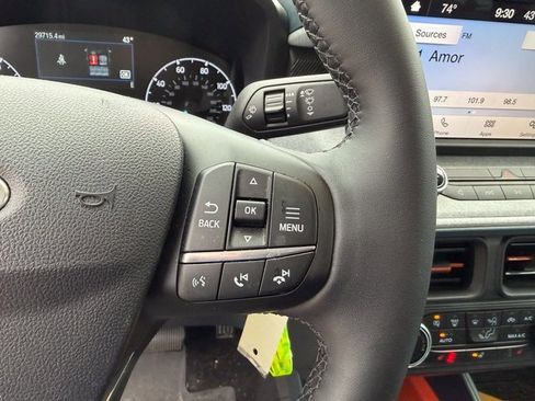 Used 2024 Ford Maverick XLT w/ XLT Luxury Package image 11