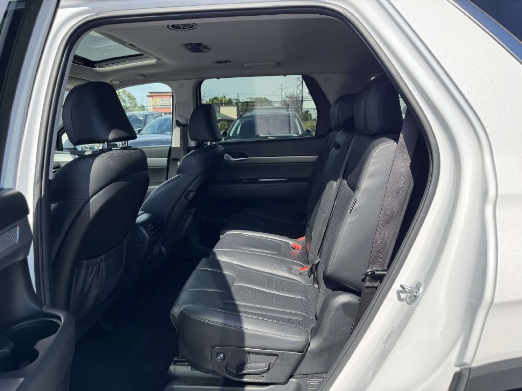 Used 2024 Hyundai Palisade SEL AWD/4WD image 12