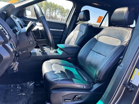 Used 2016 Ford Explorer Sport w/ Equipment Group 401A image 12