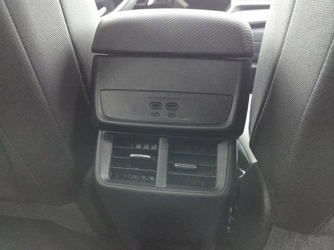 New 2026 Chevrolet Equinox LT w/ LPO, Floor Liner Package image 26