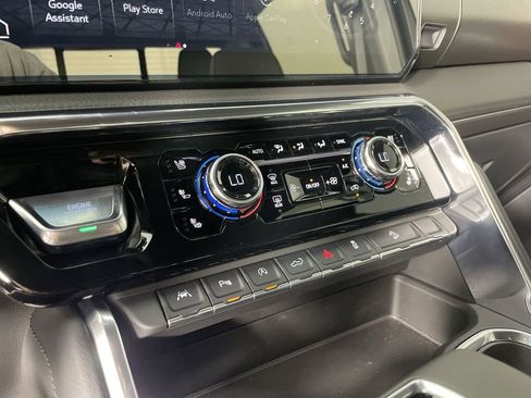 Used 2025 GMC Sierra 1500 Denali image 17