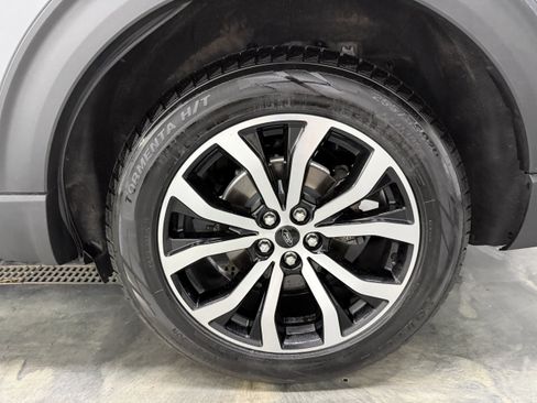 Used 2022 Ford Explorer ST-Line AWD/4WD image 30