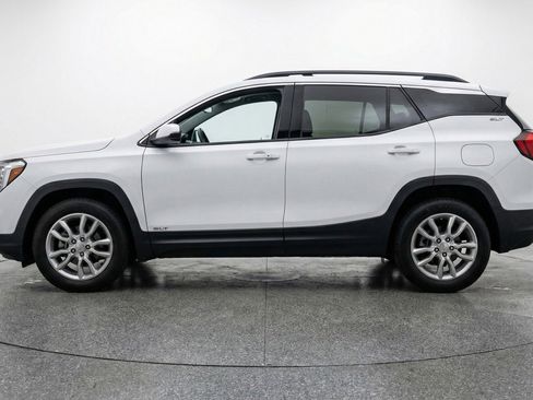 Used 2024 GMC Terrain SLT AWD/4WD image 5