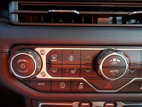 New 2026 Jeep Wrangler Unlimited Rubicon image 22