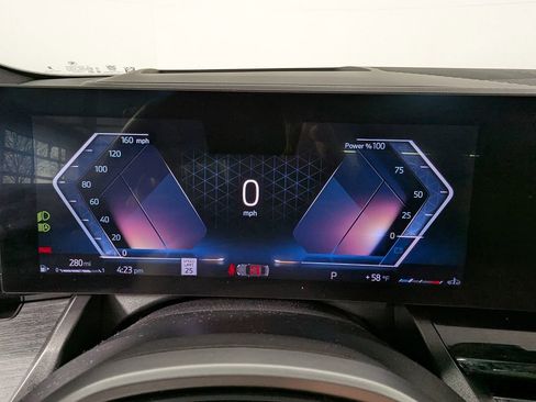 Used 2025 BMW 530i xDrive w/ Executive Package image 34