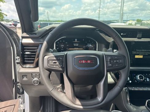 New 2026 GMC Sierra 1500 AT4X AWD/4WD image 15