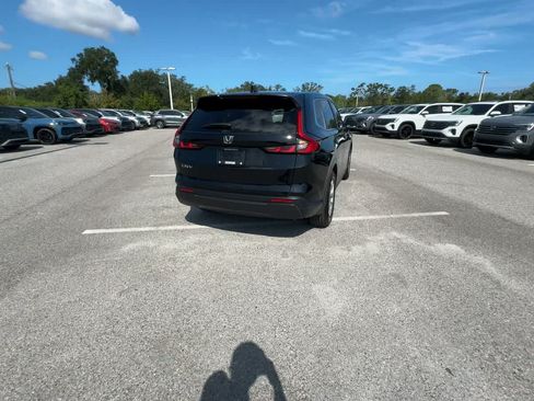 Used 2025 Honda CR-V LX image 7