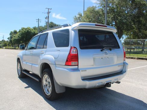 Used 2008 Toyota 4Runner Limited AWD/4WD image 7