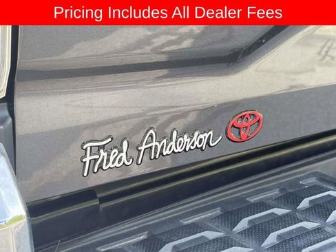 Used 2021 Toyota Tacoma TRD Off-Road AWD/4WD image 12