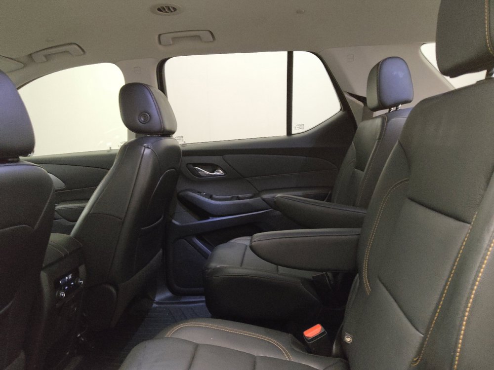 Used 2020 Chevrolet Traverse LT w/ LT Premium Package AWD/4WD image 18