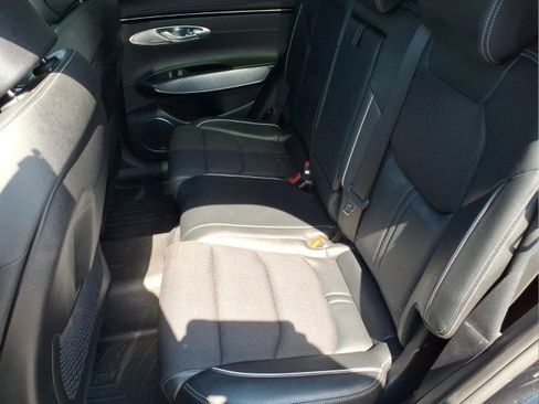 Used 2022 Genesis GV70 2.5T w/ Sport Prestige Package AWD/4WD image 11