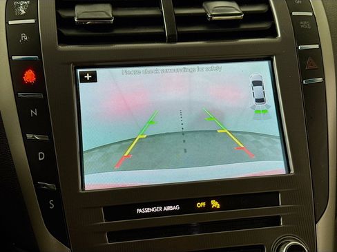 Used 2018 Lincoln MKZ Select w/ Select Plus Package image 3