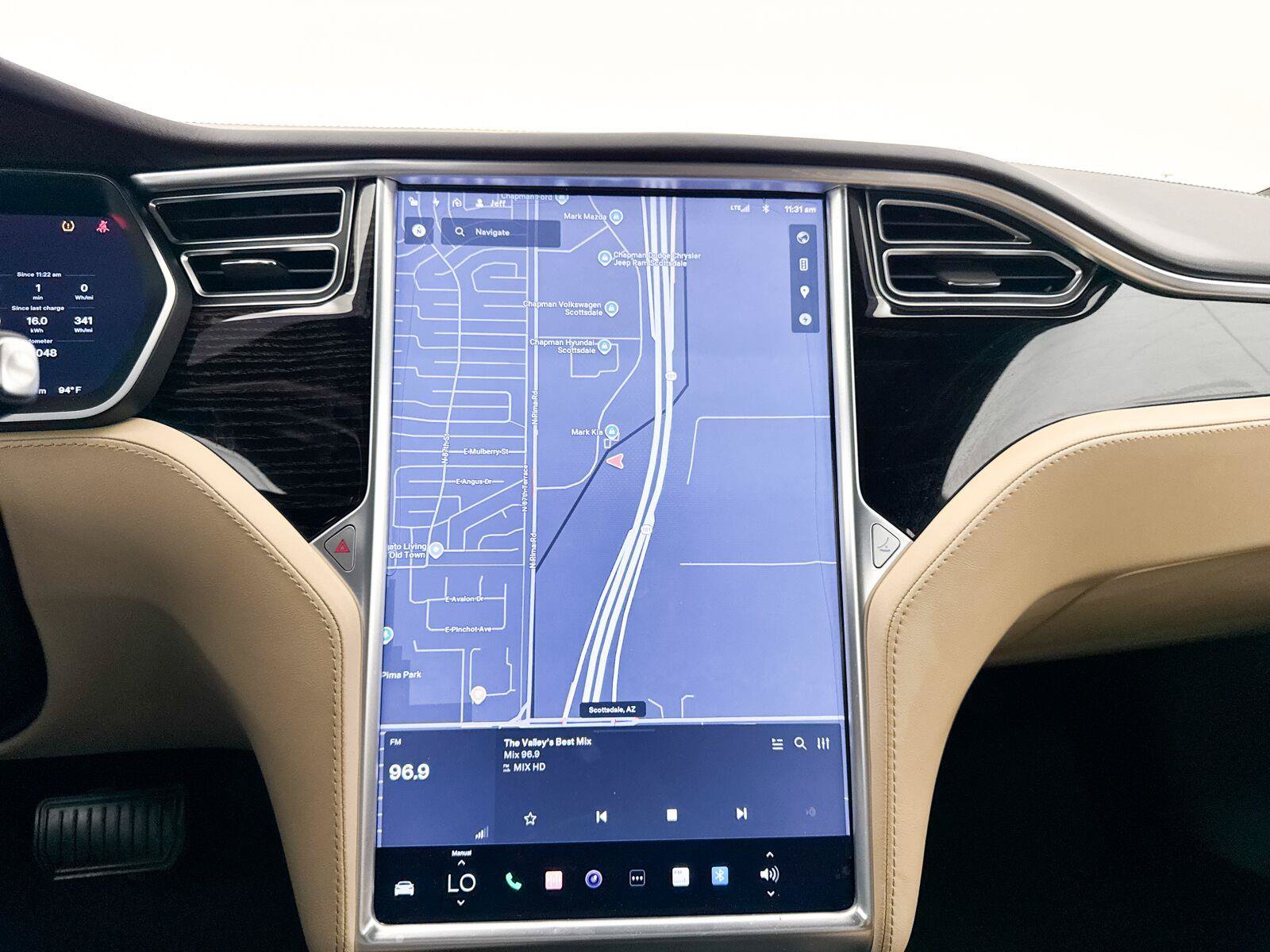 Used 2016 Tesla Model S 70 RWD image 7