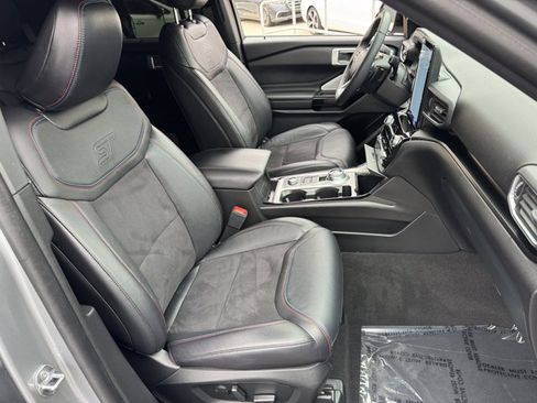 Used 2024 Ford Explorer ST w/ Equipment Group 401A AWD/4WD image 6