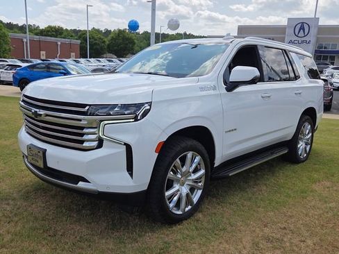 Used 2021 Chevrolet Tahoe High Country RWD image 9