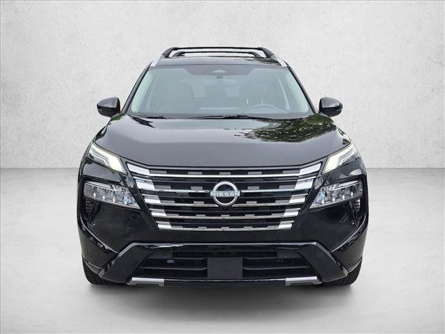 Used 2026 Nissan Rogue Platinum w/ Platinum Premium Package AWD/4WD image 2