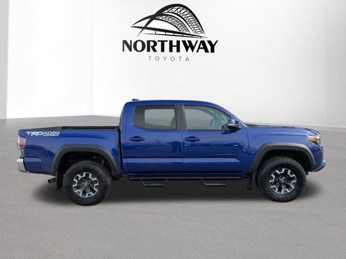 Certified 2023 Toyota Tacoma TRD Off-Road w/ Black Out Package (TMS) image 3
