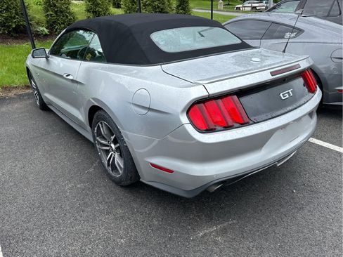 Used 2016 Ford Mustang GT Premium w/ Equipment Group 401A RWD image 5